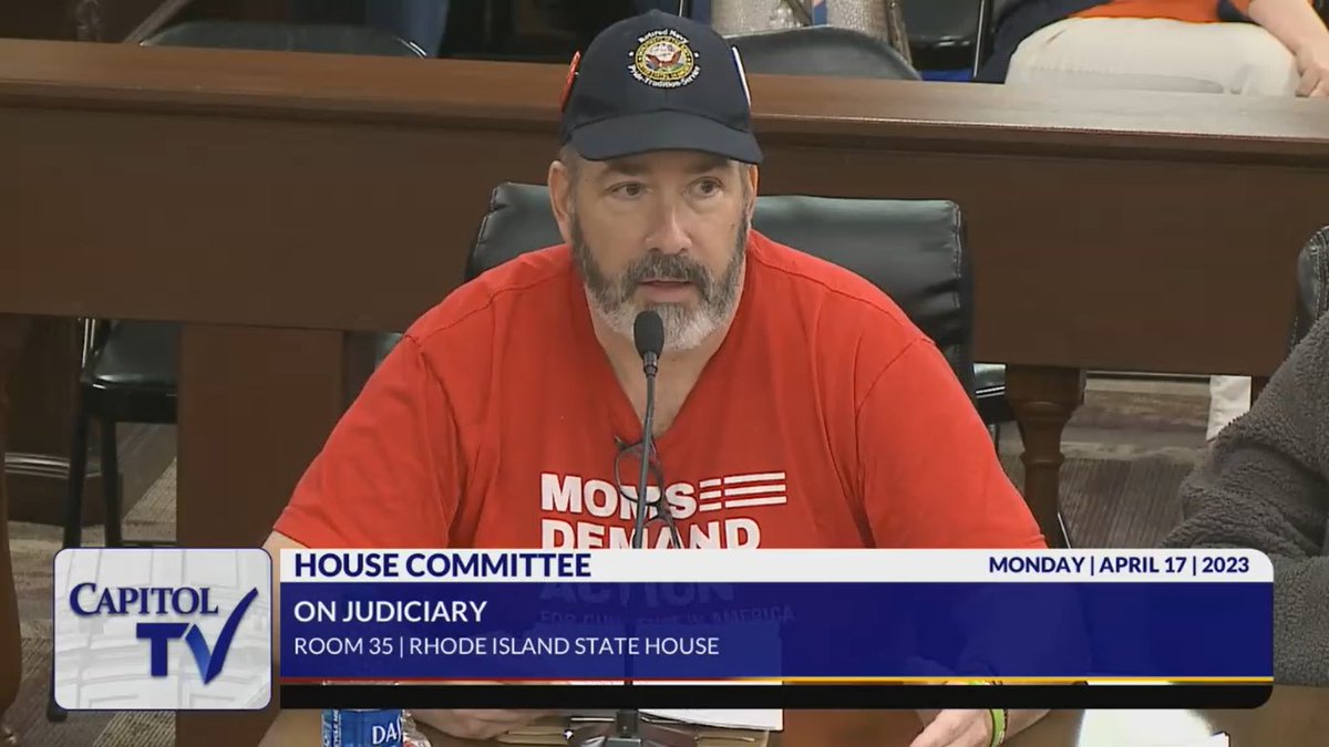 Devine009's tweet photo. Thank you, @Matt4NKTC and @MaryBardenRI for speaking on behalf of sensible gun legislation. @RIHouseofReps #ItstheGuns #SensibleGunLegislation #RhodeIsland #MomsDemandAction https://t.co/lTEVpruknM