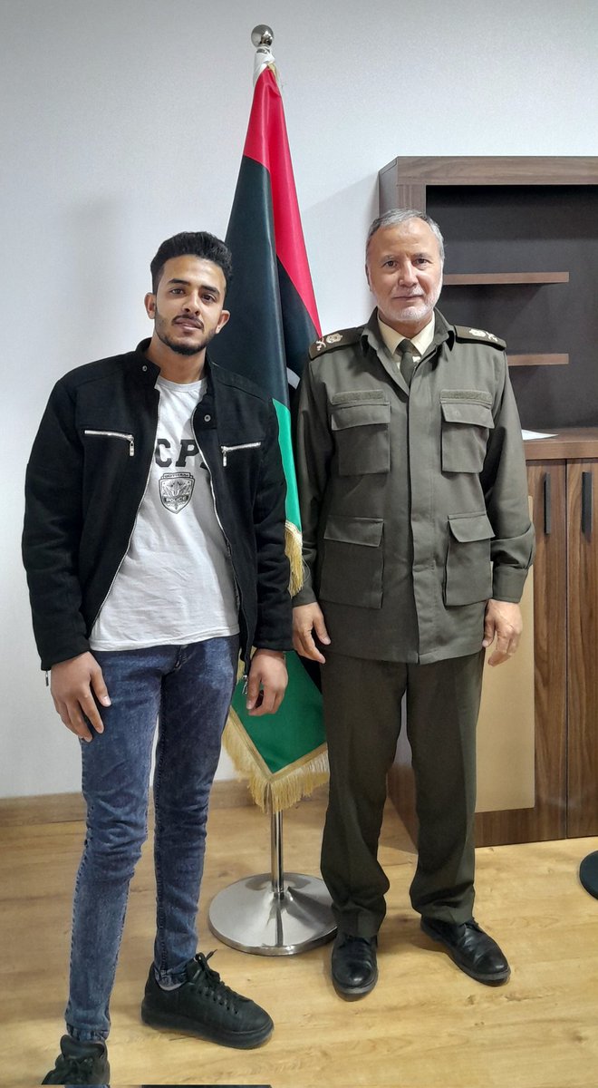 تشرفت اليوم بـ لقاء أمر المنطقة العسكرية الغربية اللواء أسامة جويلي بمكتبه، حيث تناولنا في هذا اللقاء عدة مواضيع مهمة داخليه وخارجية وأسأل الله أن يسدد خُطانا في لم الشمل وتوحيد البلاد ..