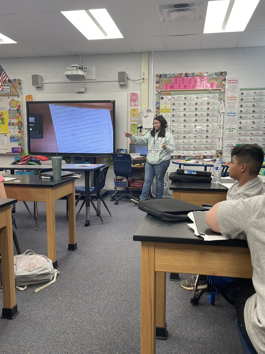 Teacher Cadets are wrapping up their final days of field experience by teaching their planned lessons #vateachersfortomorrow #lessonplanning #Kindergarten #secondgrade #fourthgrade