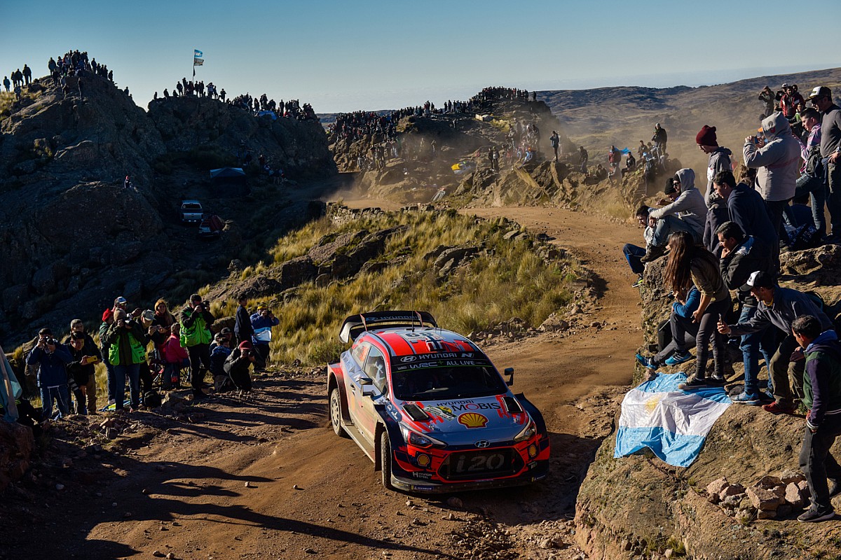 alejolucaras's tweet photo. Cada abril que pasa, siento que algo me falta💔... Siento que nos robaron algo y no son las Malvinas. 

Es el WRC. Así es, la cita más preciada que teníamos los cordobeses. Más que un evento internacional, nos sacaron un RITUAL, una parte de nosotros. Pero no todo está perdido: https://t.co/kkimKanDhm