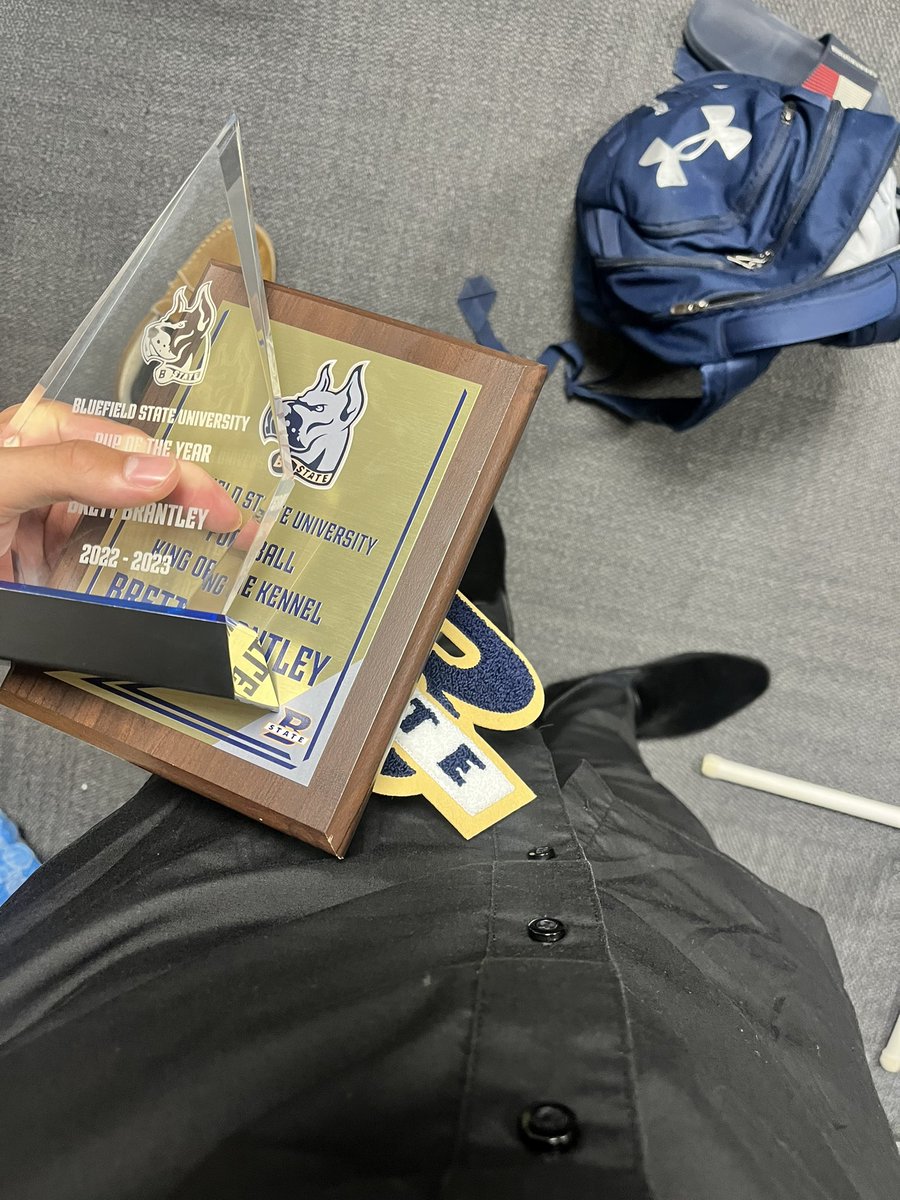 God gave me da vision and we made it happen🌟🏧... if Yeen believe in me STAY WHERE U AT dis just the beginning💯