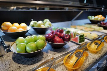 MaryWil07366181's tweet photo. Just eat a little fruit to lose weight, but I'm afraid of getting fat https://t.co/4brQznREzg