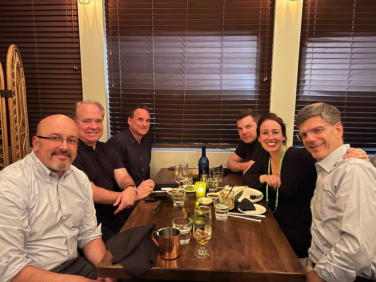 TheRobertsLab1's tweet photo. A great time in Orlando catching up at #AACR2023 with friends, collaborators and colleagues. @theaglab @Armstrong_dfci @BradEBernstein @fischerlab1  @CKadoch https://t.co/uNWy1dFDsO