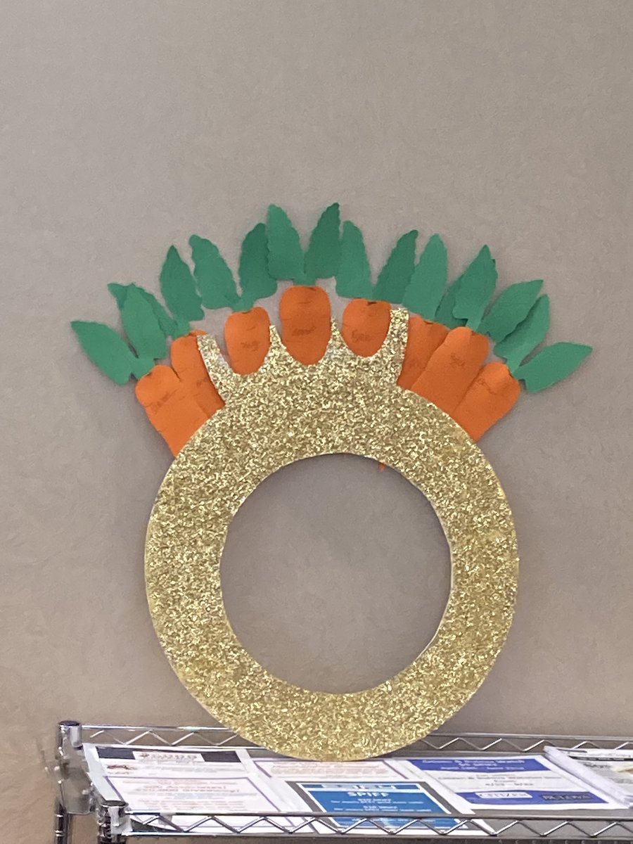 When your team has a visual of their goal and they are engaged, something that they saw as a chore , became the game they love to play! 8 carrots (carat) ring!🤣