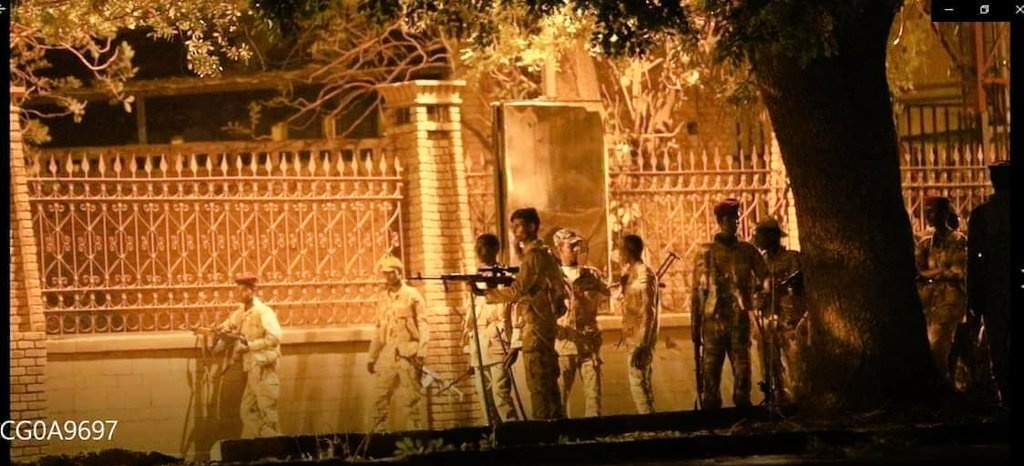 بآبز (@outlierness) on Twitter photo 