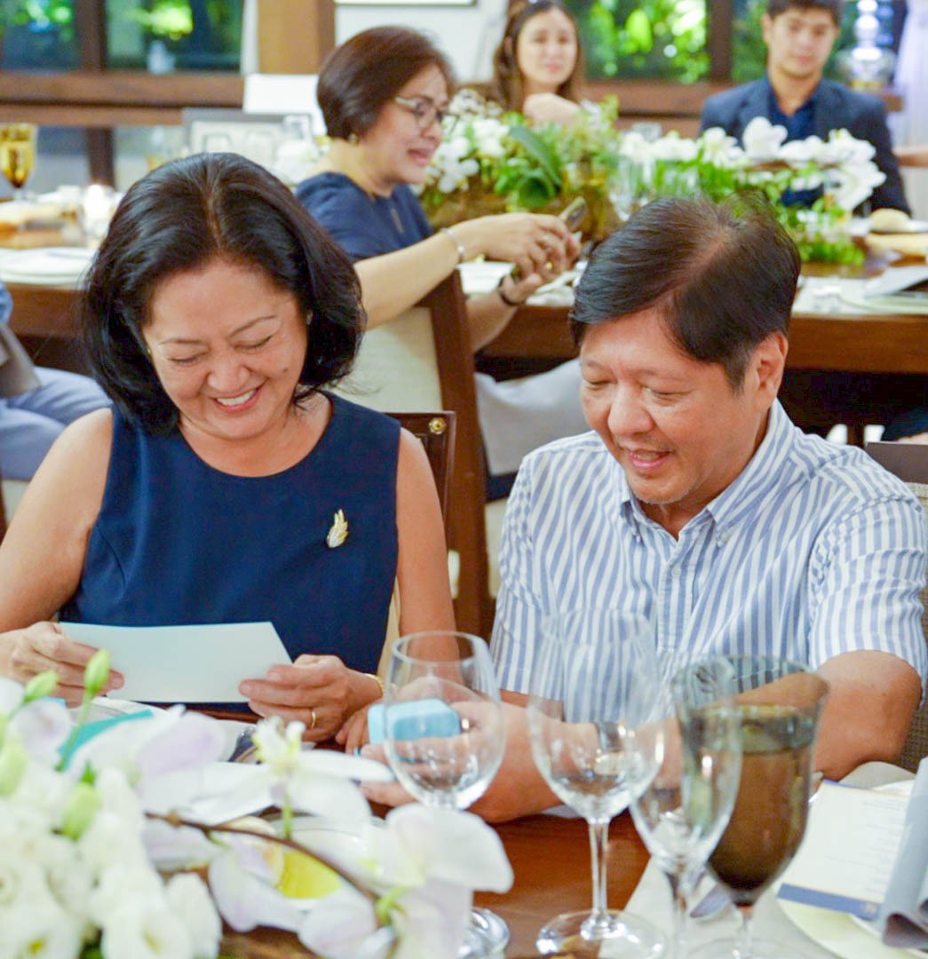 bongbongmarcos's tweet photo. She said YES (again)!

Celebrated our pearl anniversary with family and close friends— many of whom were present at our wedding in ‘93!

30 years later there is still no place I’d rather be and no person I’d rather be with. Liza, you will always be the girl of my dreams. https://t.co/dKtXN62XdJ