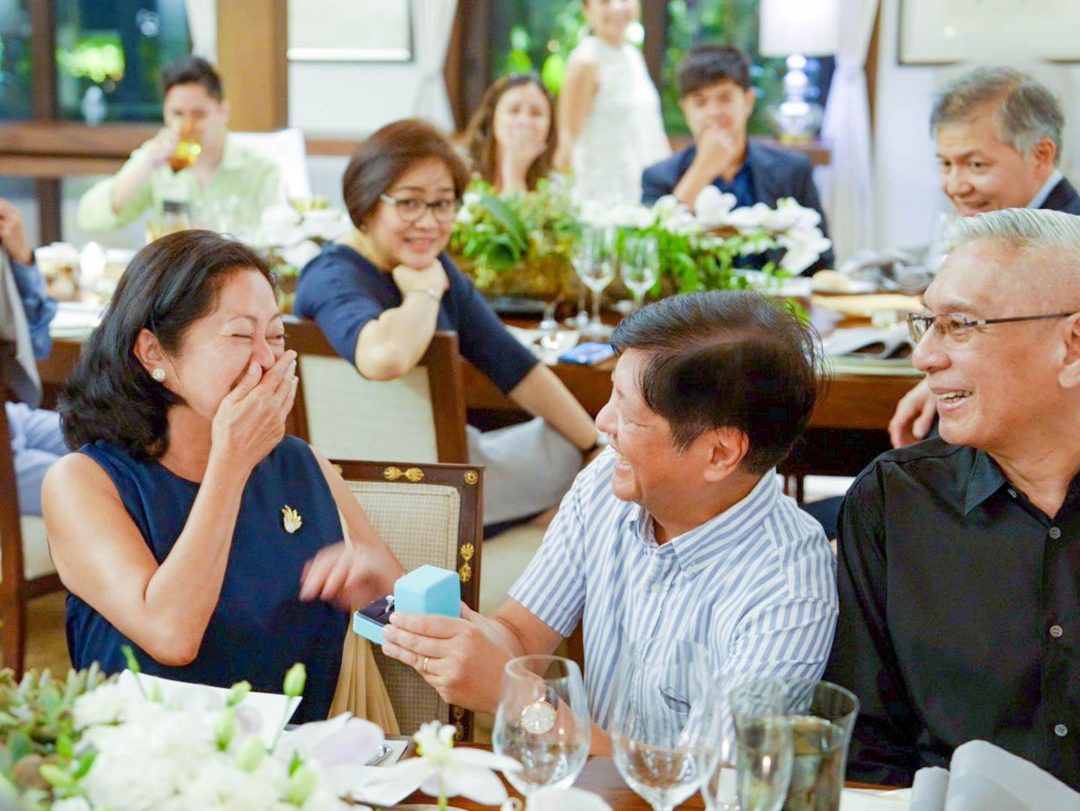 bongbongmarcos's tweet photo. She said YES (again)!

Celebrated our pearl anniversary with family and close friends— many of whom were present at our wedding in ‘93!

30 years later there is still no place I’d rather be and no person I’d rather be with. Liza, you will always be the girl of my dreams. https://t.co/dKtXN62XdJ
