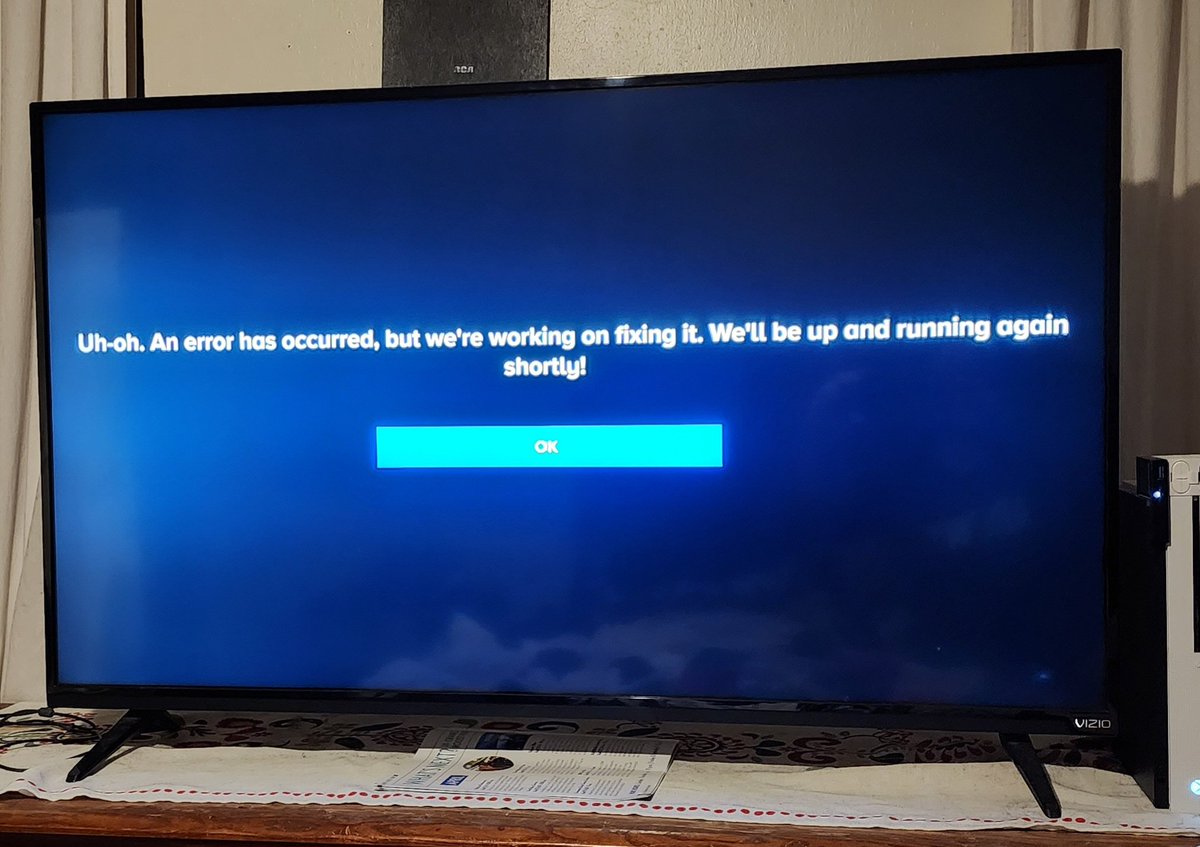 kirkyarger's tweet photo. Why do I pay so much for @paramountplus when this is what I get every time? Bye Felicia! #paramountsucks https://t.co/jggBwDEwYW