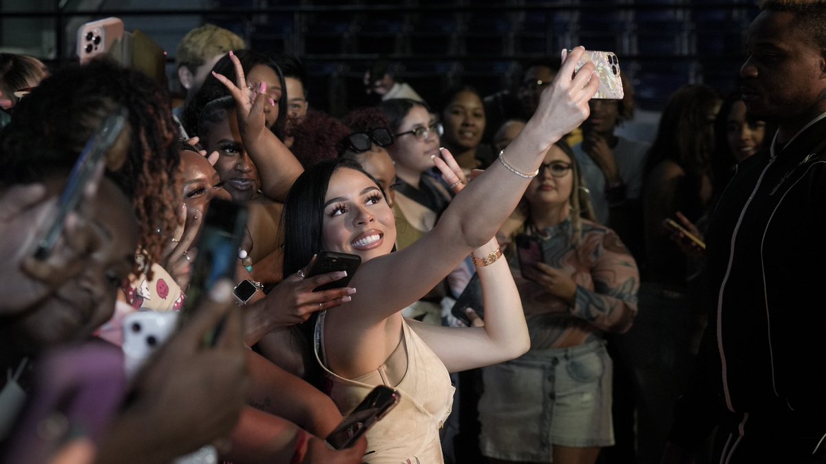 WillSoDope06's tweet photo. Some shots from Saturday #demonfest #mariahthescientist @MariahScientist https://t.co/kzzcjj2YXP