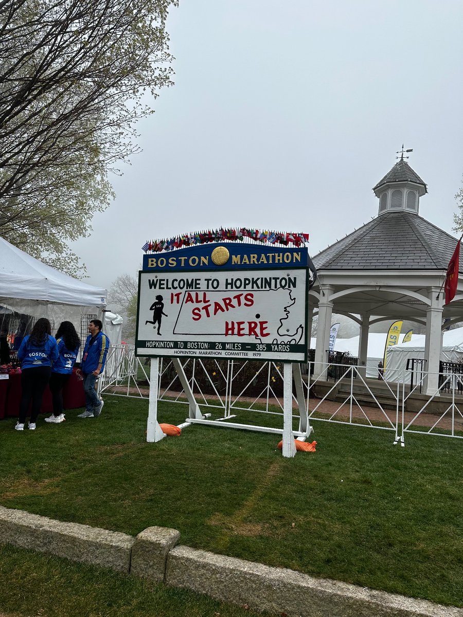 Shellbean22's tweet image. Great time Celebrating Boston Strong 10yrs 💙💛
127th Boston Marathon  @HopMarComm 
The rainy weather didn’t change how strong Boston remains ❤️