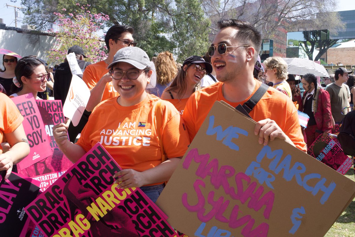 ajsocal_'s tweet photo. Jeff, our incredible LA Regional Advocate (that's him^), wrote a blog about his experience at Drag March and his reflections on the intersection of AAPIs and the LGBTQIA+ communities.
Check out our blog: https://t.co/onfLC7PD4b
#advocate #aapi #LGBTQIA #DragmarchLA @LALGBTCenter https://t.co/oBUKq5pwOk
