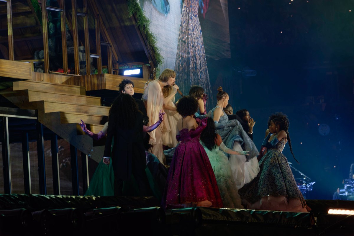 4k_taylorr's tweet photo. Taylor Swift - the last great american dynasty (Live from the Eras Tour) https://t.co/ytesOKR8Yt