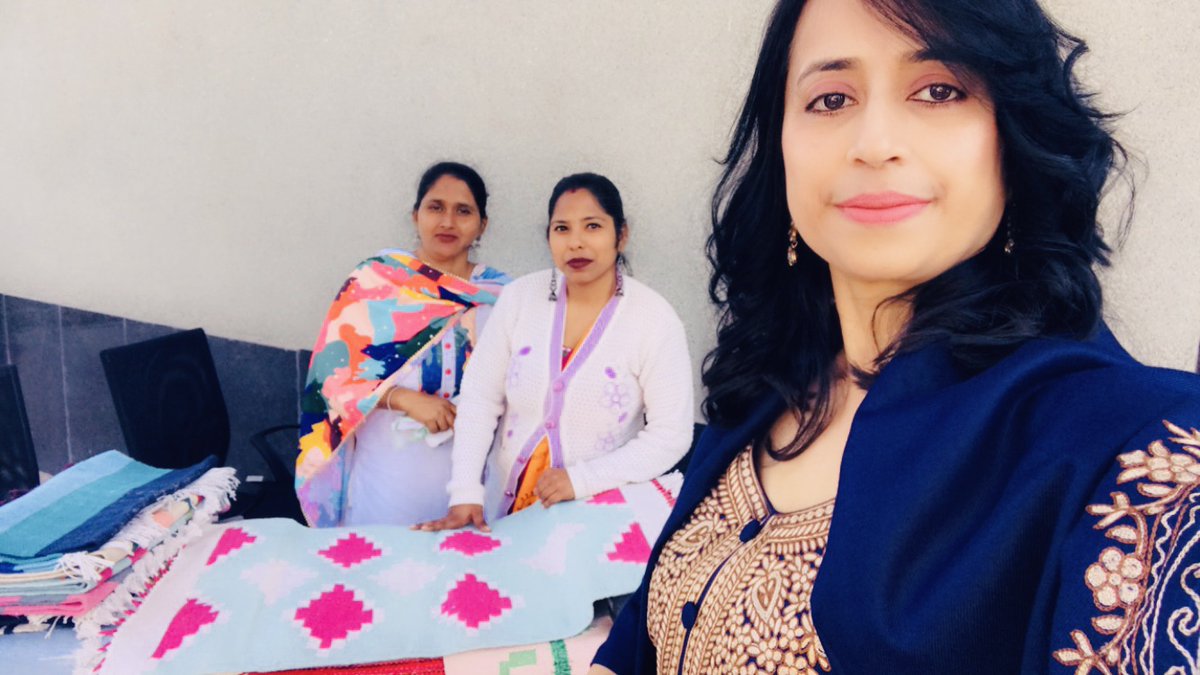 Real women empowerment met these two lovely ladies @iitropar 
The make these beautiful hand woven dhurries (carpets) cushion covers mats rugs etc. 

We must support them in whatever way we can.

#Indiadairies
#TuesdayMotivaton