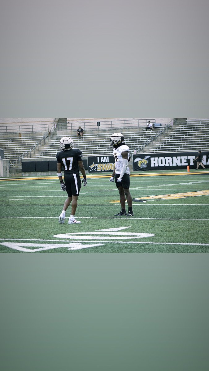 3skiii⛹🏾‍♂️ tweet media