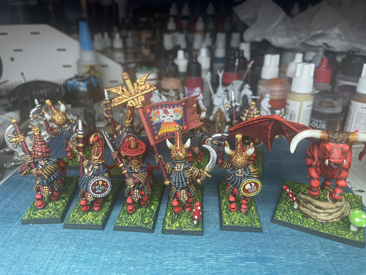 These have sat in a drawer in bags for 30 years or so. First group done. 9 old  school Chaos Dwarf Bill Centaurs and a Flying Bull. Next up. Lamassu with General. Pretty chuffed! They were fun to paint! Oldhammer