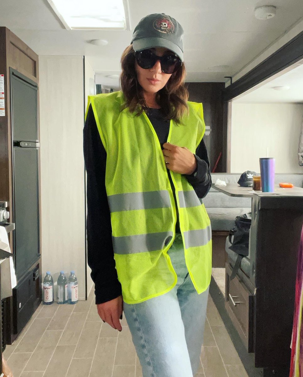 Maggie West tweet media