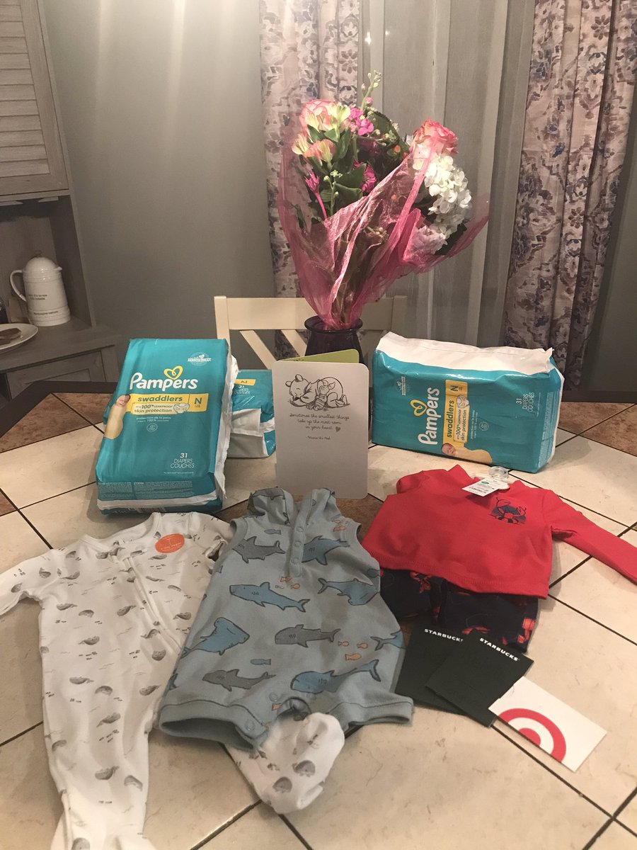 kelsie_hoffman's tweet photo. Crying 😭 Shoutout to my students! I’m so grateful for them ❤️ They planned a party and brought gifts for our Arlo.

It’s been a long few days after he arrived early and I hope they know how much they made me smile and I appreciate their love.

@PPUSchoolofComm 
@NewsmanChris https://t.co/gxF4inhPc6