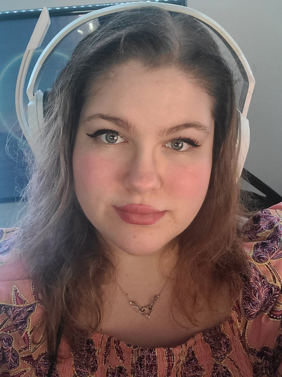 xH__Cx's tweet photo. Hey guys!! I am on a new streaming platform tonight and giving it a try! Link below!!
https://t.co/DaAkrt0k6E
#kick #kickstreamer #livenow #comevisit #gamergirl #streamer #girlstreamer #pcplayer #makeup #cute #followme #new #linkabove #newplatform https://t.co/z7teajBqfa