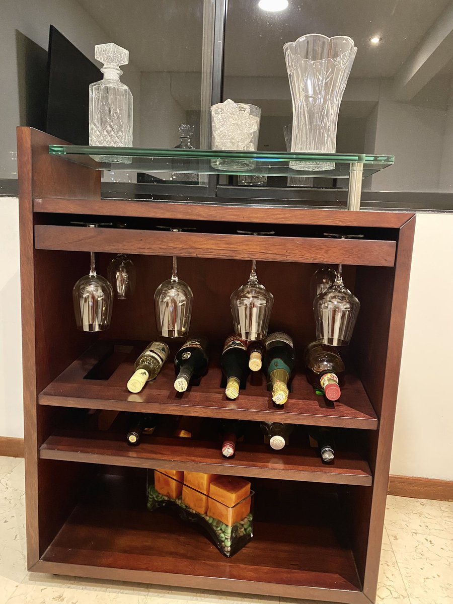 carferrda's tweet photo. Vendo muebles en Cali por motivo de traslado ✌🏻 https://t.co/QCv48C3ZZA
