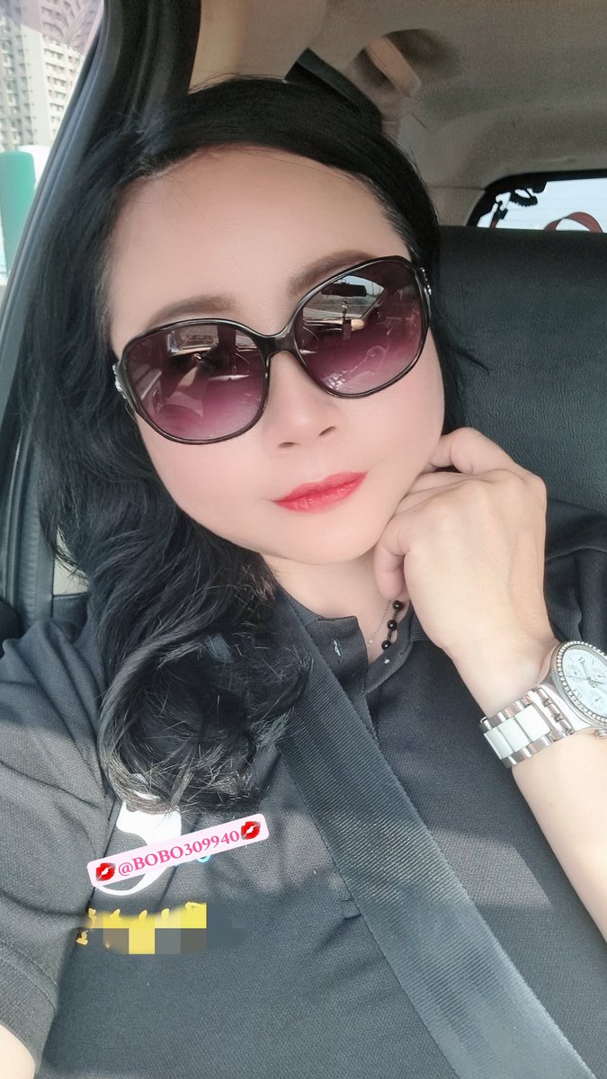 今天起個大早北漂～18，19日在板橋，台北😊
人生總是會有最後的一場畢業典禮（人生無常，把握當下，惜福，惜緣）
（#愛心+#轉推分享+#跟隨留言💋
#大奶+#原味+#離婚熟女+#地方媽媽 https://t.co/TM2dbOTCKY