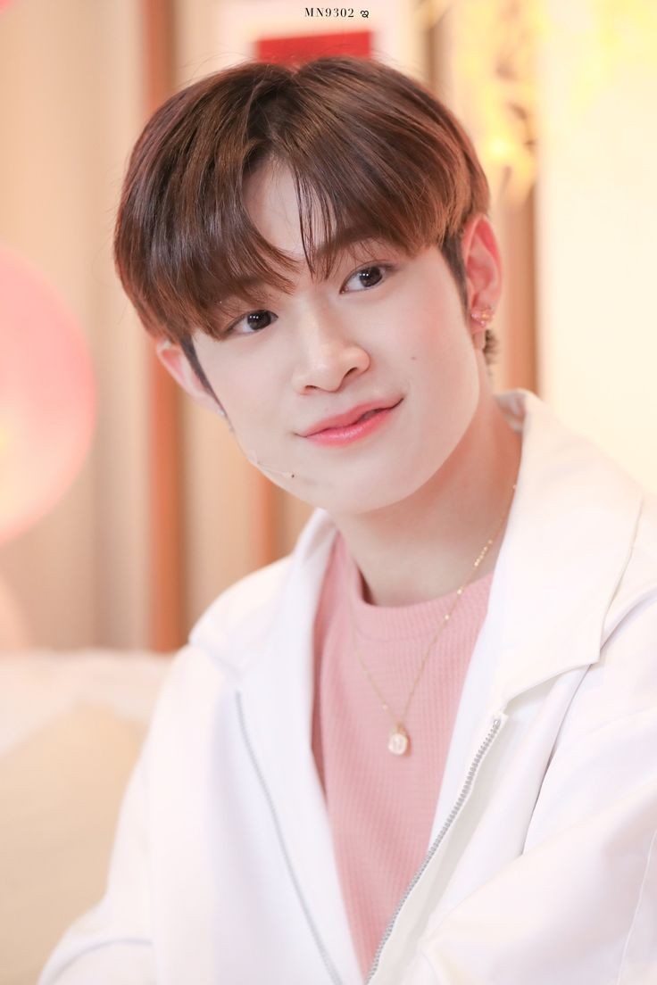 saturphylic's tweet photo. ♡ #ToNatFromHeartdisk ♡
Haven't been that active today cause of college, but I just wanted to come on here to show support for my baby boy🤍
we love you and support you Nat! Thank you for being you ♡
📷 cttro https://t.co/G7i0Qg9hAB