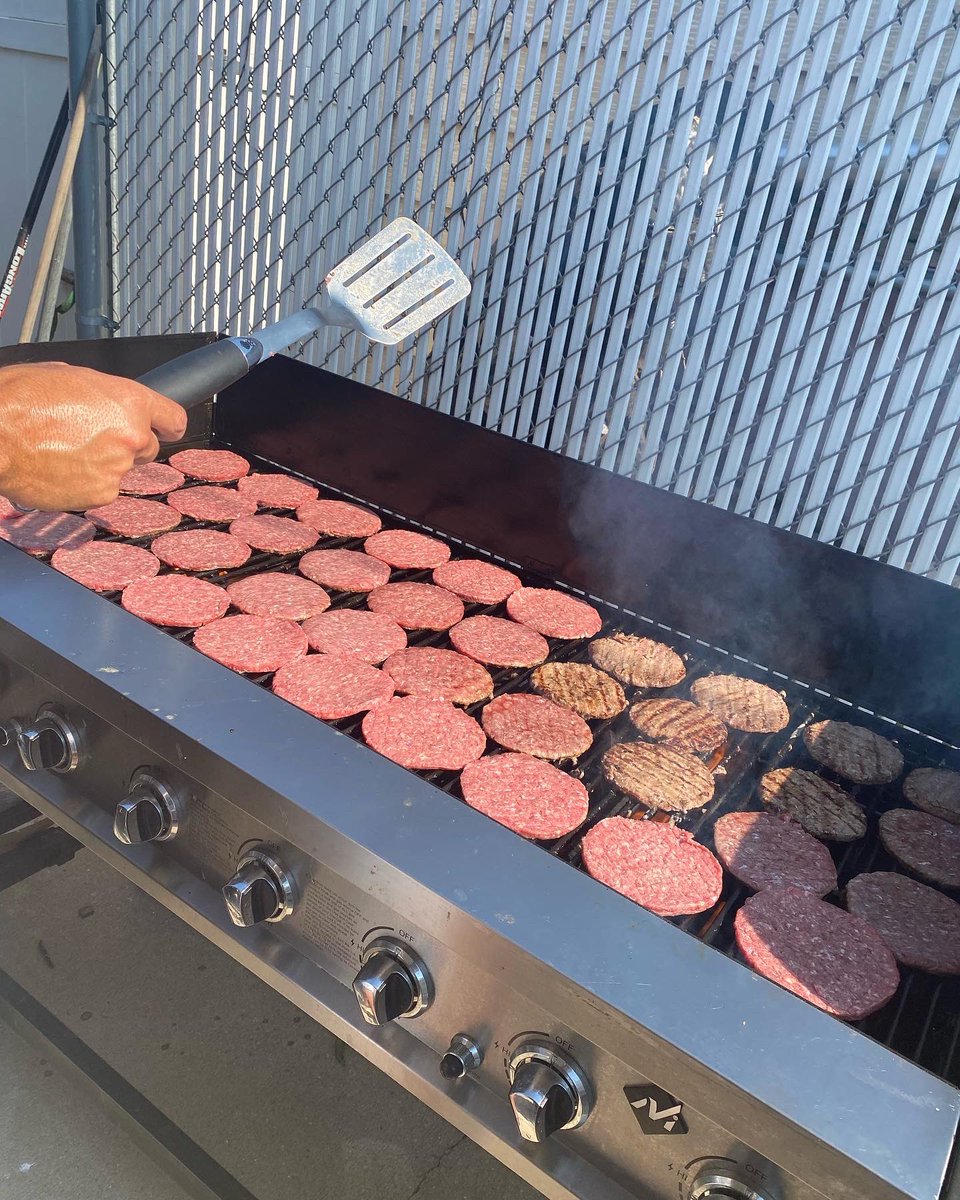 therealbefswt's tweet photo. Spring Break is over, and so went the nice weather. Let’s start thinking Summer Parties. Dates are booking up fast, don’t delay! https://t.co/32RTlMXBry