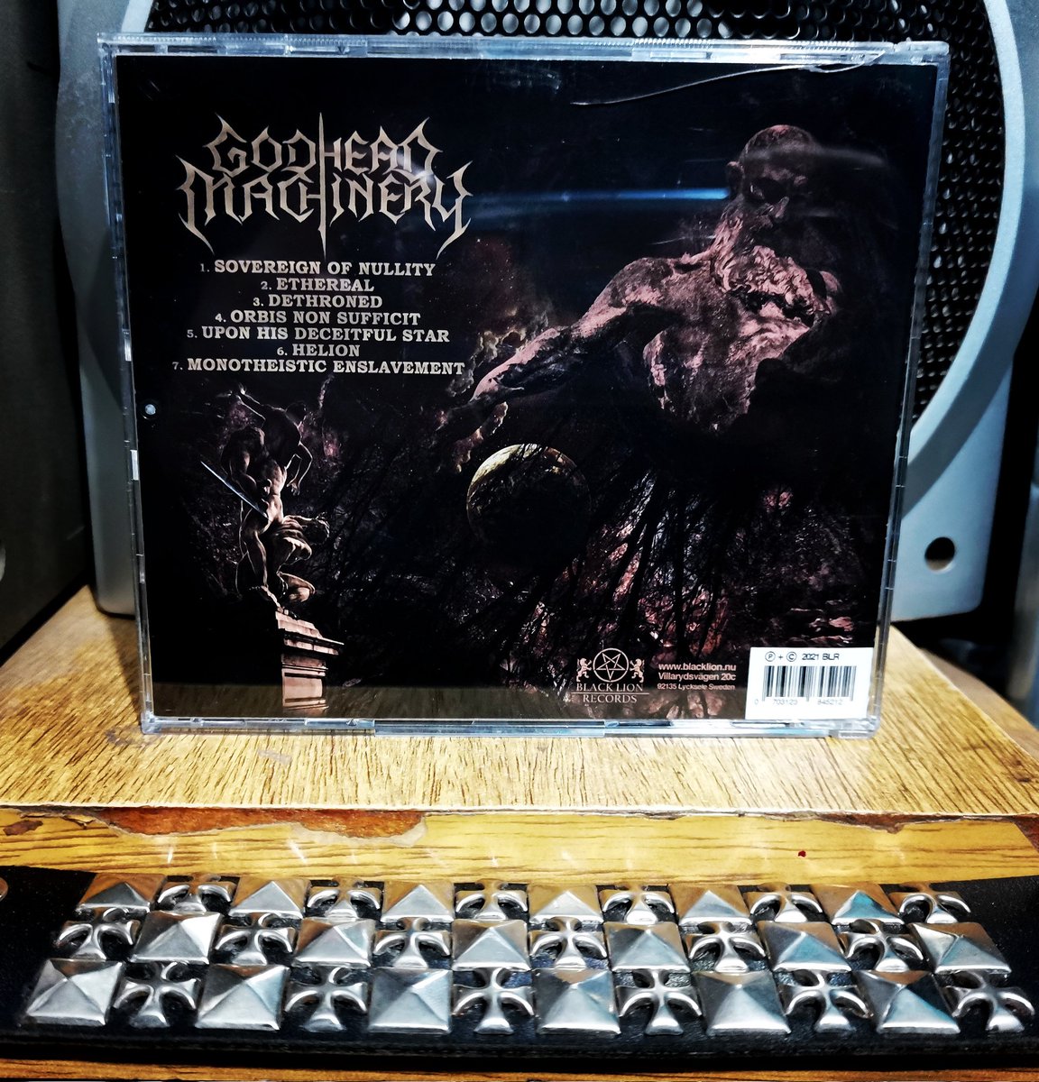 diegostl7's tweet photo. Una noche perfecta para algo de #BlackMetal 🔥🔥🔥
Suena #GodheadMachinery y su último discazo #MonotheisticEnslavement (2021)🤘🏻😈 https://t.co/0RabE3jtTQ