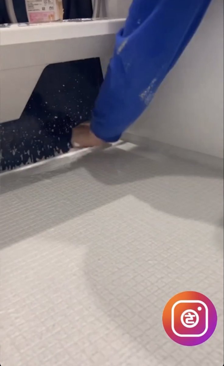 luana_RESORT's tweet photo. ルアナリゾートの浴室清掃🧼
スタッフ���の質の高さをご覧ください✨

今日も綺麗なお部屋を準備してお待ちしています🏩 https://t.co/KaProm6hnB