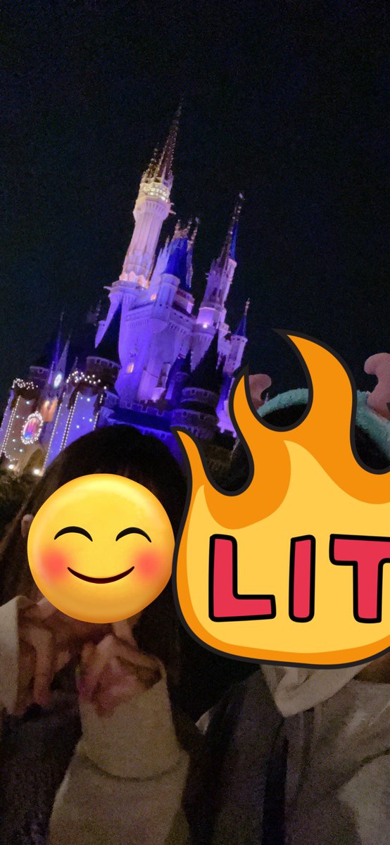 ayayabatanien's tweet photo. ディズニーランド行ってきた！
どちゃんこ乗れたしめちゃんこ食べたし可愛すぎた❤︎ https://t.co/pyQhlVoI2v