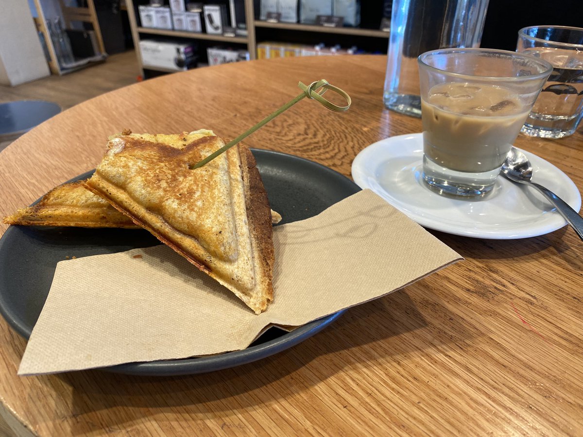 jacquirudd's tweet photo. First #jaffle in ages! Why did I wait so long! https://t.co/dOv8MJBiUO