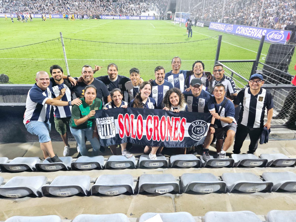 +3 ᴘᴜɴᴛᴏs ᴘᴀʀᴀ sᴇɢᴜɪʀ ᴀʀʀɪʙᴀ, ᴀʜᴏʀᴀ ᴇɴғᴏᴄᴀᴅᴏs ᴇɴ ᴄᴏᴘᴀ.

Yo ᴛᴇɴɢᴏ ғᴇ, ϙᴜᴇ Aʟɪᴀɴᴢᴀ ᴠᴀ ᴀ ɢᴀɴᴀʀ,
Yo sᴏʟᴏ sᴇ, ϙᴜᴇ ᴛᴇɴɢᴏ ϙᴜᴇ ᴀʟᴇɴᴛᴀʀ,
Y ᴛᴏᴅᴏs ᴊᴜɴᴛᴏs, ʟᴀ ᴠᴜᴇʟᴛᴀ ᴠᴀᴍᴏ' ᴀ ᴅᴀʀ.

Vᴀᴍᴏ' Aʟɪᴀɴᴢᴀ 🔵⚪️🔵