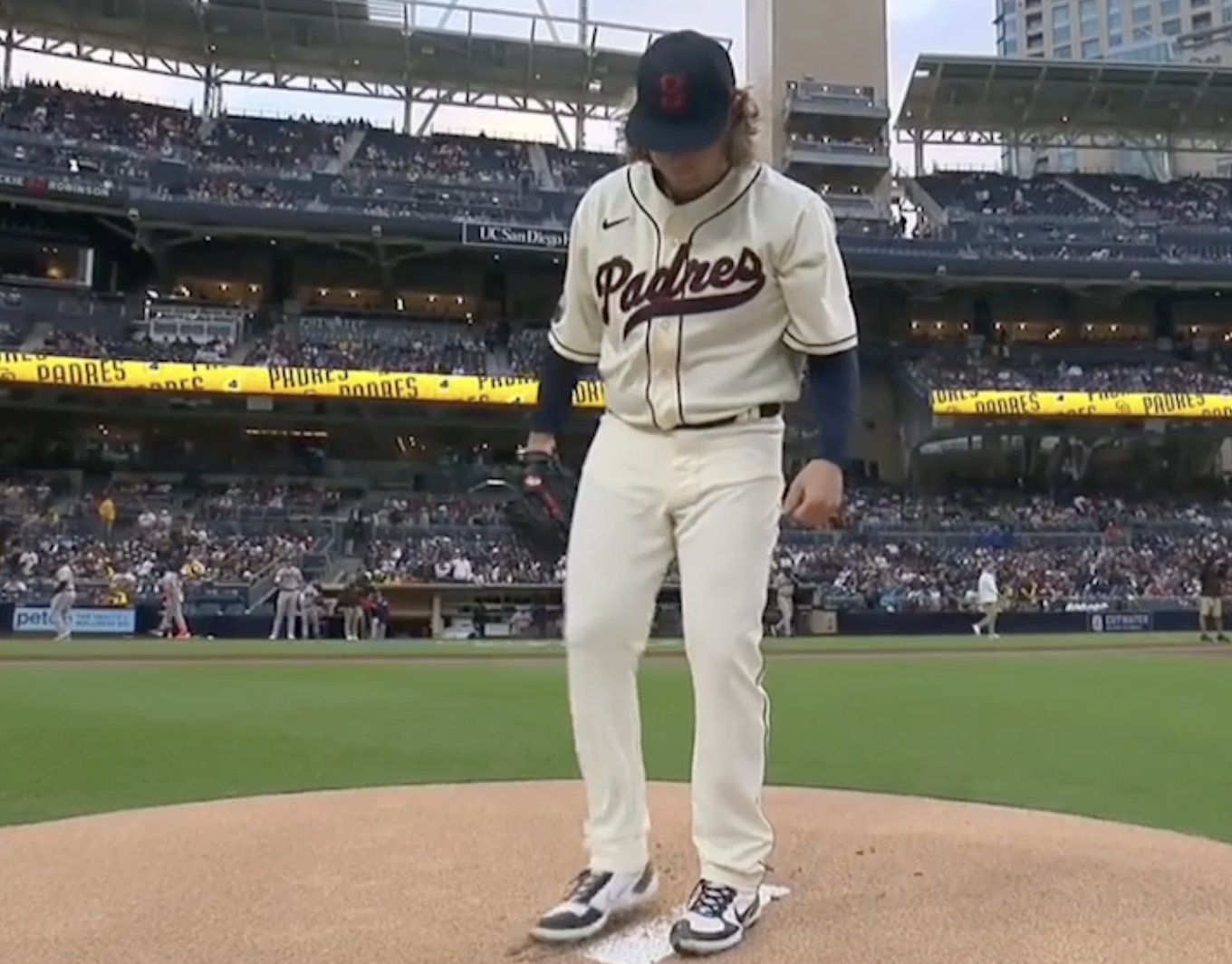 Talkin' Baseball on X: The Padres are wearing these Pacific Coast League  throwbacks tonight in honor of Johnny Ritchey, a former Padre who broke the  PCL color barrier and served in the