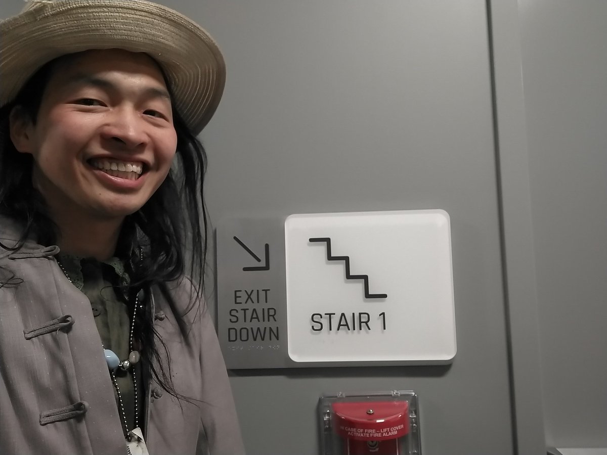 alfred_twu's tweet photo. #AB835 would allow smaller apartments where everyone's door is right next to the elevator and stair, instead of half a block away and around the corner on a long hallway.
Celebrating it passing out of committee with a visit to Swing Space Stair 1 #CALeg https://t.co/mIsXC2Ft0q