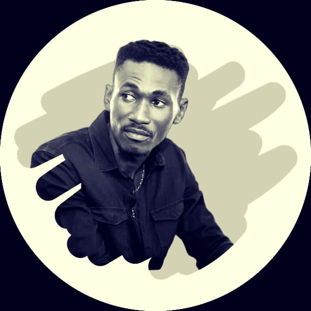 TRnalo's tweet photo. #NouvellePhotoDeProfil https://t.co/QXhQrSGXyg