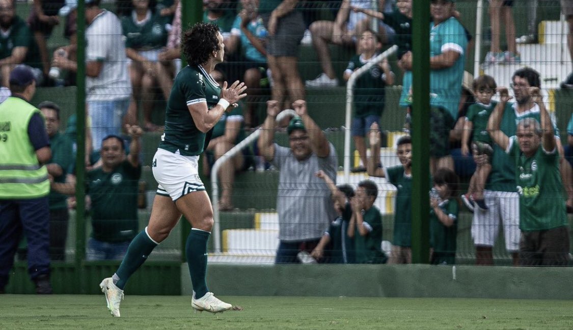 Nicolas se despede do Goiás com 29 gols marcados e 08 assistências em 94 jogos, autor de um dos gols do acesso do Goiás em 2021 e artilheiro do Goiás nas últimas duas edições do campeonato Goiano, esse ano marcou 08 gols pelo clube.