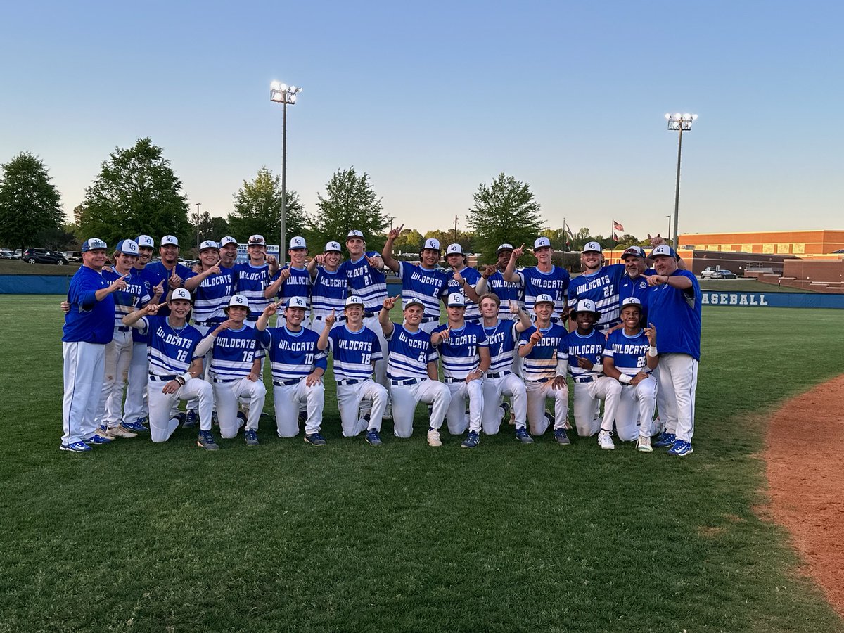 2023 REGION CHAMPS!!! Keep grinding fellas!!! <a href="/LGHS_Athletics/">LGHS Athletics</a> <a href="/Ing1204Ing/">Ing Reynolds</a> <a href="/AthleticsHenry/">Henry County Schools Athletics</a>