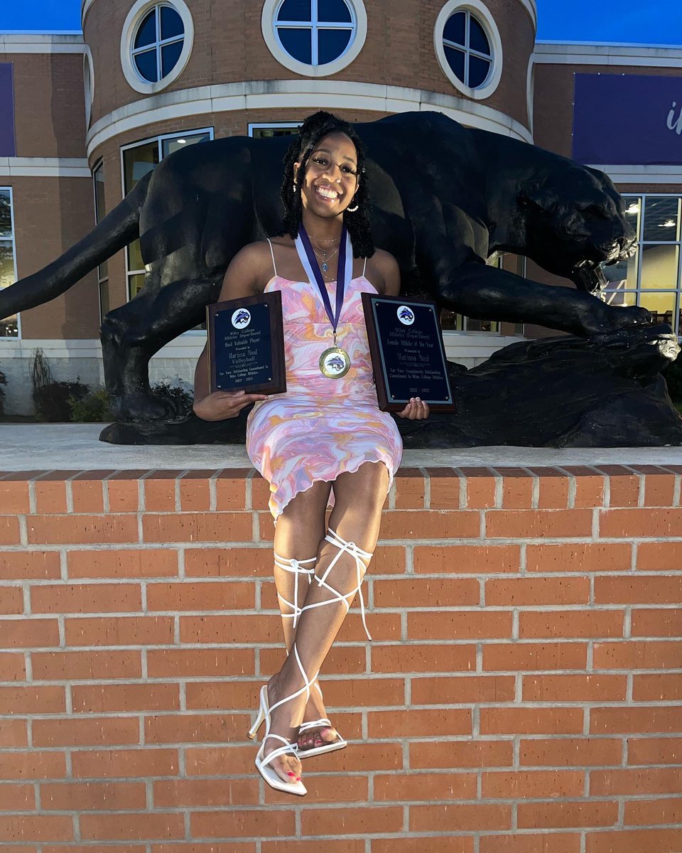 MarissaNeal_'s tweet photo. Happy and thankful to receive 2022-2023 Wiley College Female Athlete of the year Award and 2022-2023 Volleyball MVP at this year Wiley College athletic banquet ๐๐๐
#wileycollege #wileyathletics #2024vballrecruit
#Volleyballrecruit
#gradrecruit https://t.co/jYf86iVMbl