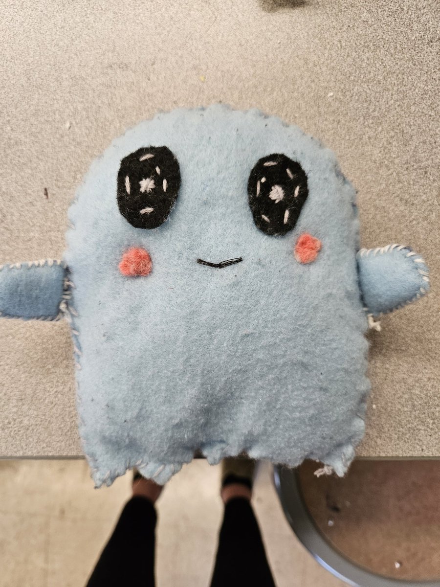 ArtwithBoever's tweet photo. More sewing projects by students at @SennThomasMS https://t.co/y7HoIxPtjR