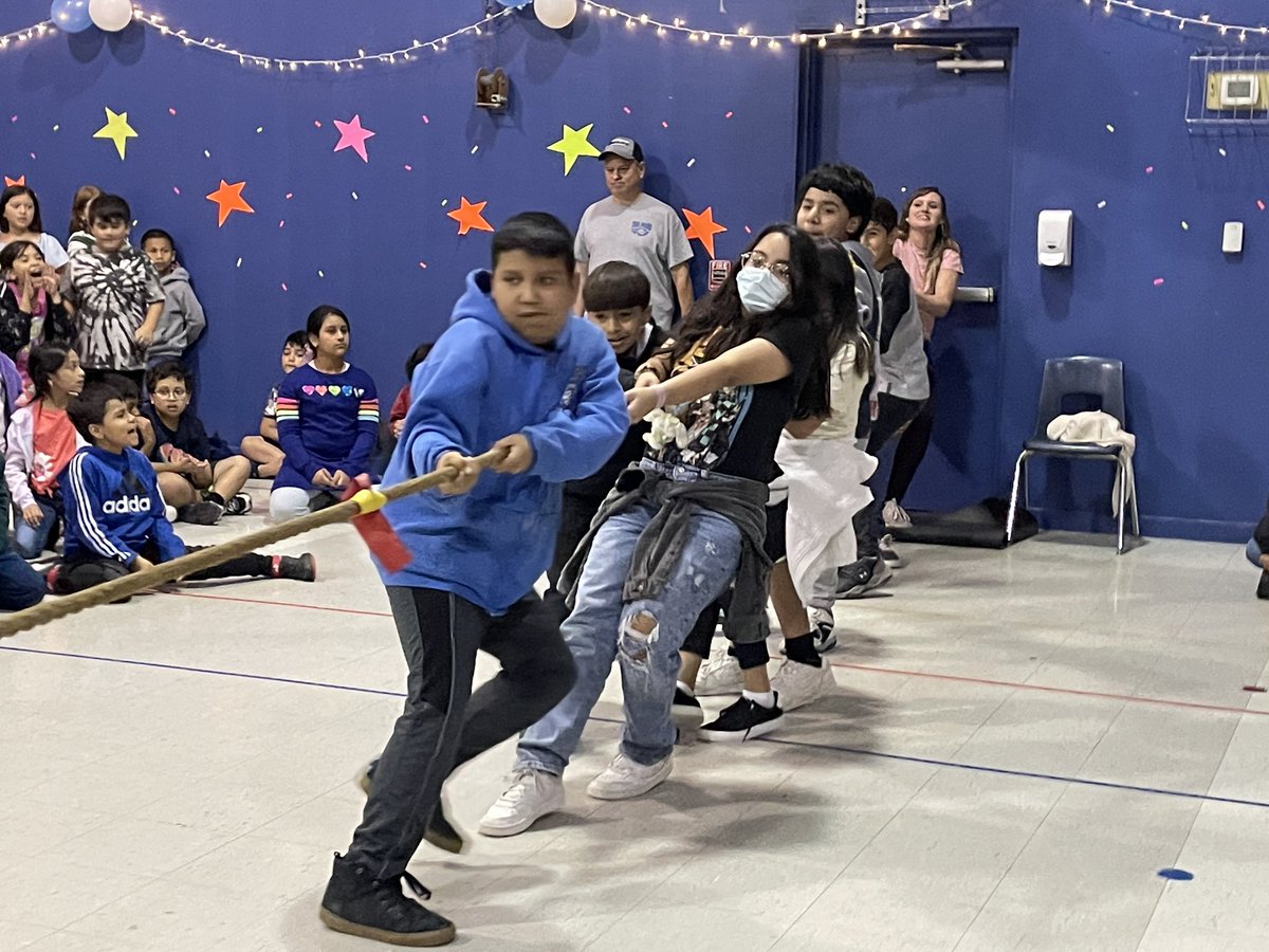 SSAISDFivePalms's tweet photo. ￼ ￼3rd - 5th grade students had a blast at the Pep Rally today! Good luck to all our test takers tomorrow, we believe in you!! https://t.co/MsBAq62hCM