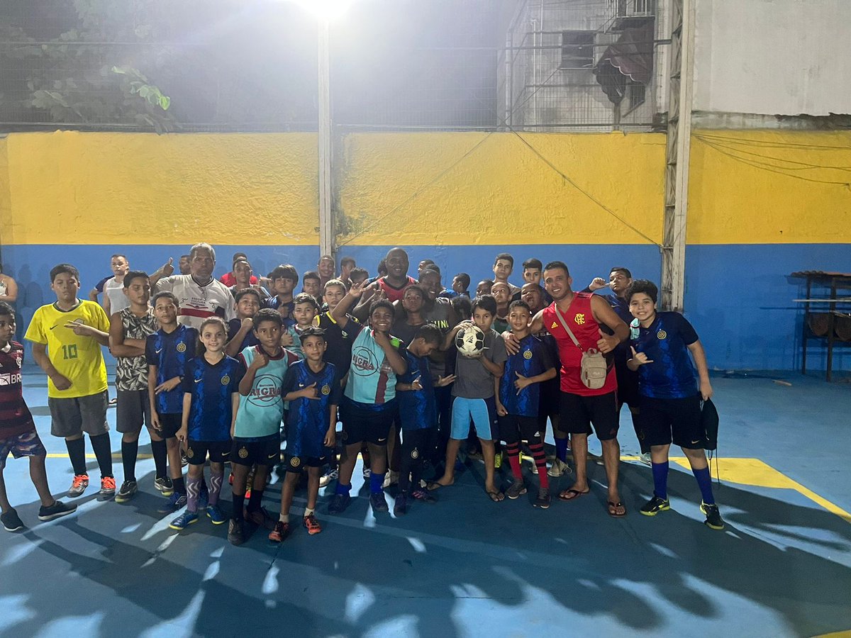 MareTaON's tweet photo. ▫️ Favela é lugar de paz e alegria para as crianças ▫️ https://t.co/UeUh7Bl7dt