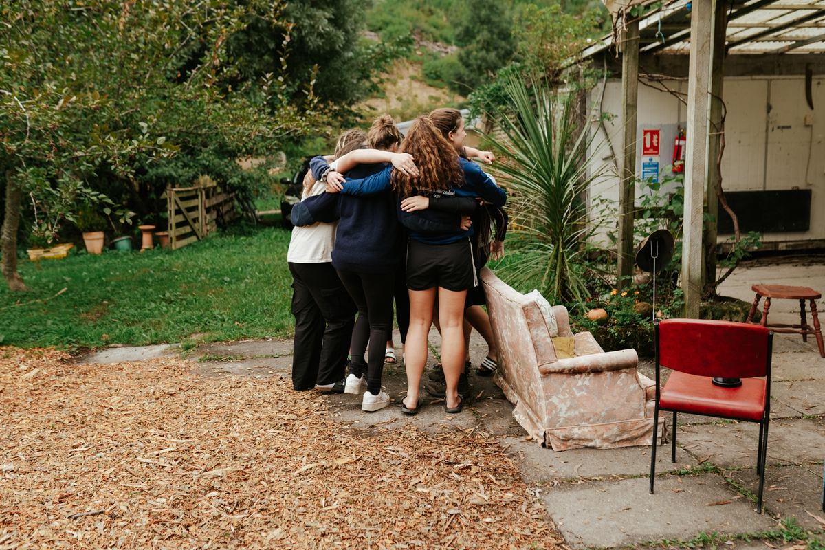 ManawatuRiver's tweet photo. 🗞 GRANTS STORY | Rangatahi Climate Camp 🏕

Rangatahi Climate Camp was a week-long climate-focused camp held earlier this year at Pīwakawaka Farm.

🟡 Community grants close on Friday 5 May

➡️ Video about camp https://t.co/TdHwwozwVv
➡️ Community grants https://t.co/V3IyLNeoUd https://t.co/FqqTfjYaKR
