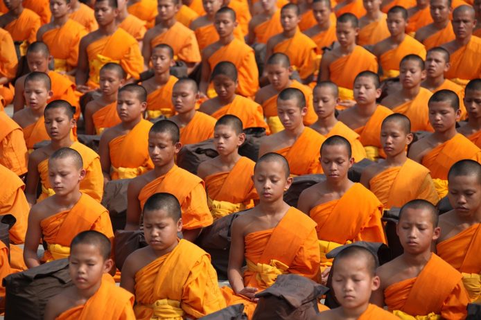 kevinmesa_'s tweet photo. #LoQueSeSabe | Después de que el video del @DalaiLama besando a un menor de edad se volviese viral, hizo que resurjan los casos de anteriores denuncias de presuntos abusos sexuales en el budismo.
Por: @Primicias https://t.co/M606EI1A1b
