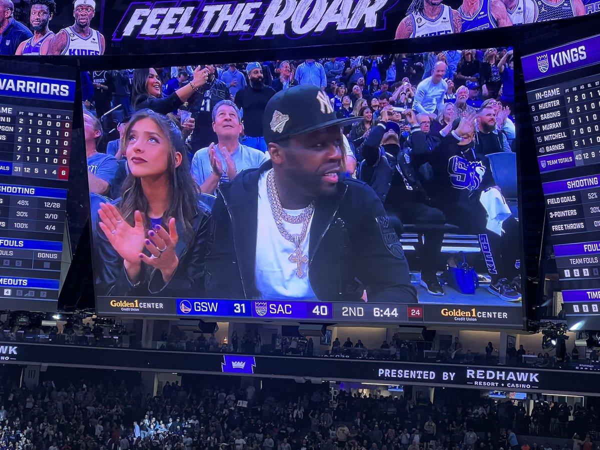 TheDunkCentral's tweet image. 50 Cent and Floyd Mayweather are in the same building 👀

(Via @JandersonSacBee )
