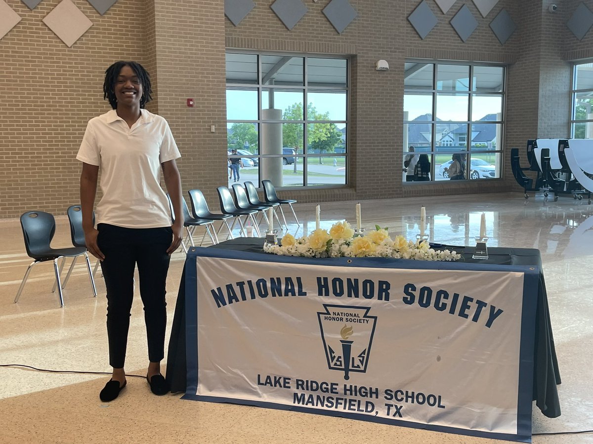 From playing in the @dfwchosencity all-star game to being inducted into the National Honor Society at her school @luhbuc_kyy is doing big things this week! #countdowntograduation #finishstrong 🏀📚