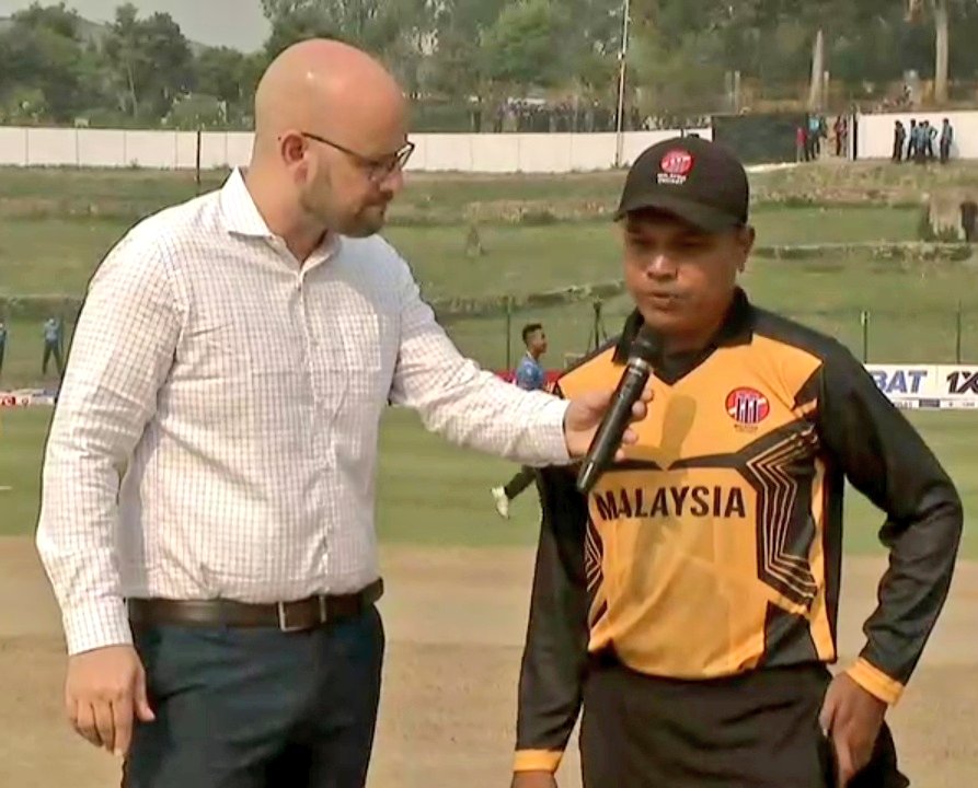 Malaysia won the toss & elected to bat first !!

Malaysian Captain after winning the toss, ' It's our dream to beat Nepal here, Hopefully We could do that today '

#ACCPremierCup #NepvMal #nepalcricket