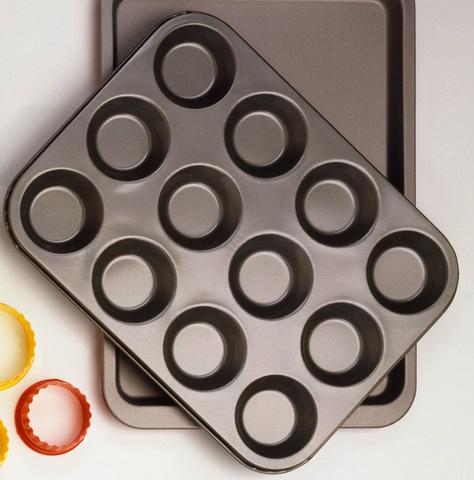 Rainmaker1973's tweet image. 85 year ago #Today, Du Pont researcher Roy J. Plunkett and his technician Jack Rebok accidentally discovered the chemical compound polytetrafluoroethylene (PTFE), later marketed as #Teflon 

[read more: buff.ly/3dId4pP]