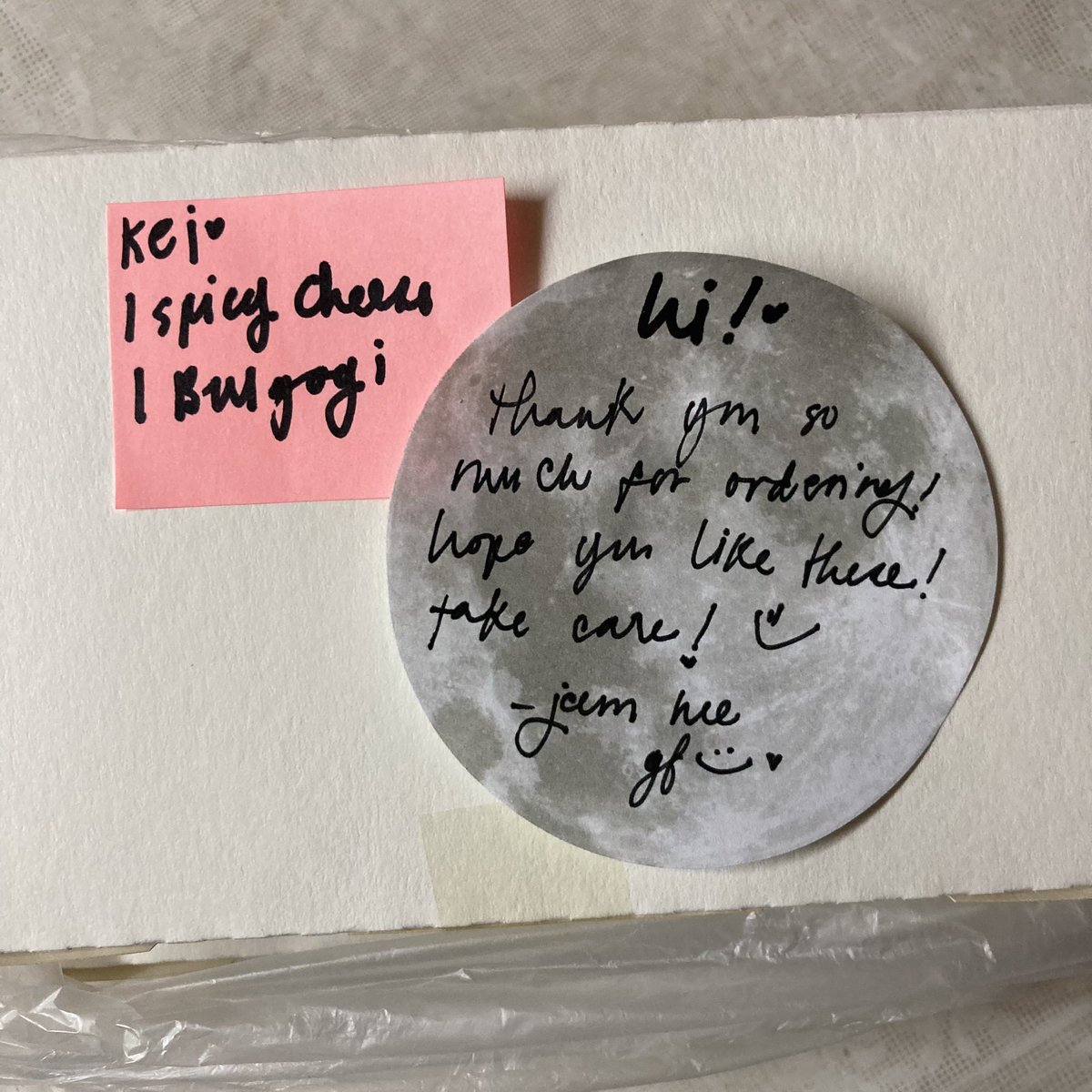urlwcart's tweet photo. pls! sobrang namiss ko ‘to 🥹 thank u sm, @heeseung__gf! post-bday gimbap cravings satisfied, indeed 🤎🥢 https://t.co/S5oiyGOqWl