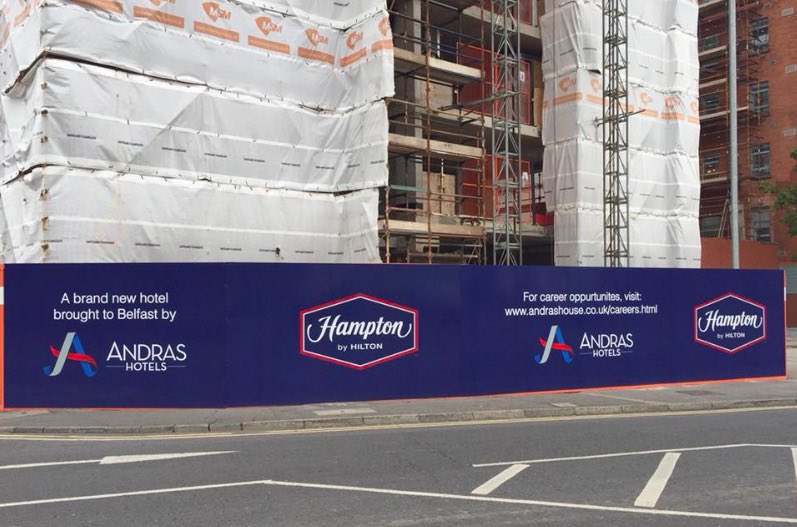 alexanderboyds's tweet photo. Window and construction hoarding provides opportunity to promote your brand. 📈

In addition to concealing work sites/retail outlets, it generates excitement for the new premises! 

We’re here to help with yours.👍 https://t.co/WCgug0JGXp