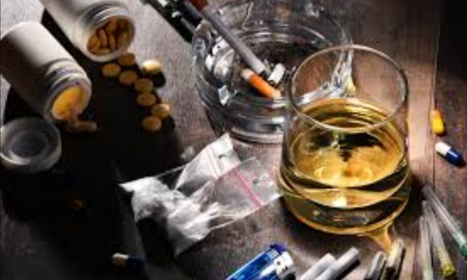 People who persistently abuse substances often experience an array of problems, including health-related problems & poor peer relationships.

Don't let drugs and alcohol define you. You have so much more to offer the world.

#YourLifeMatters 
#AlcoholandDrugAbuse