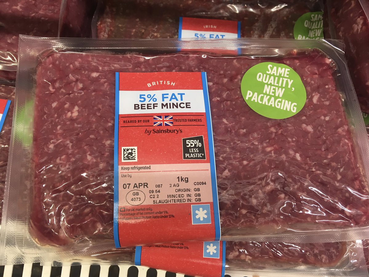 seagull4a's tweet photo. Sorry @sainsburys… have always bought my minced beef from you but am now going out of my way to buy elsewhere. Vacuum packed liver and steak works well. Vacuum packed mince doesn’t work. #customerchoice #packagingfail #lostcustomer https://t.co/eDSq8ug491